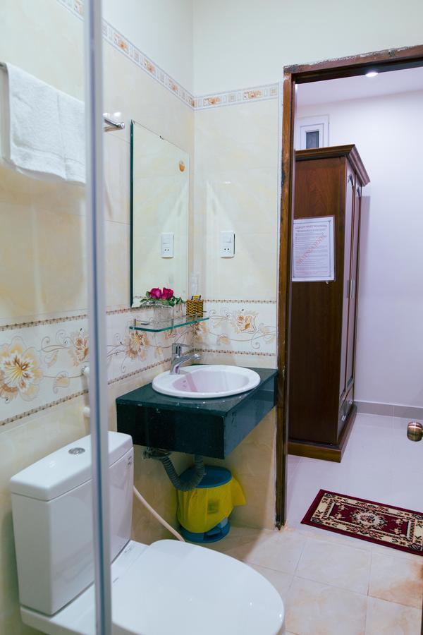 Nhat Nga Hotel Вунгтау Экстерьер фото